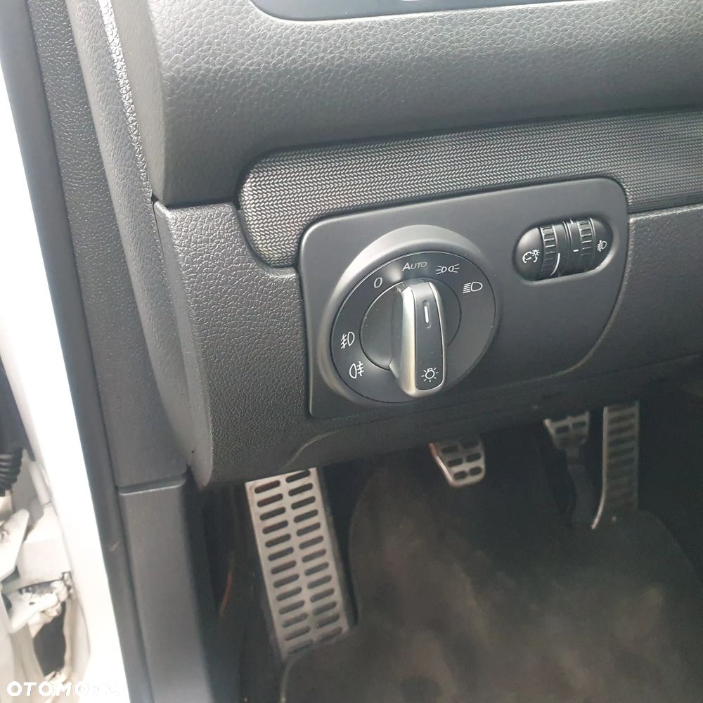 Volkswagen Golf - 13
