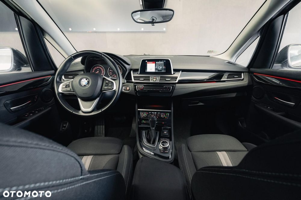 BMW Seria 2 218i GT Sport Line - 11