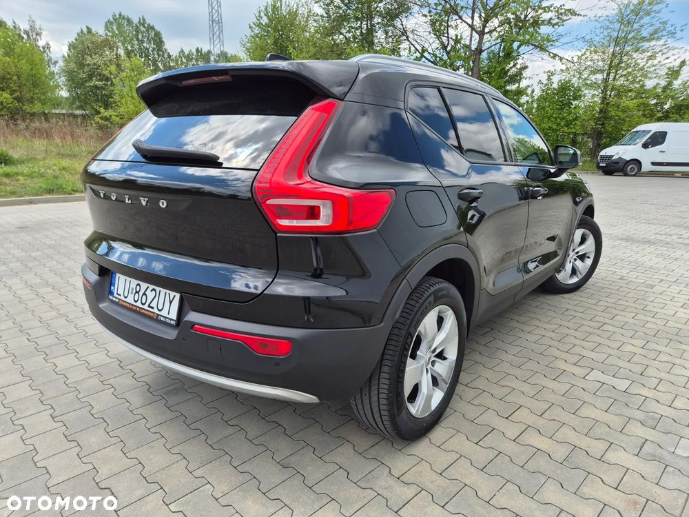 Volvo XC 40 T3 Momentum - 4