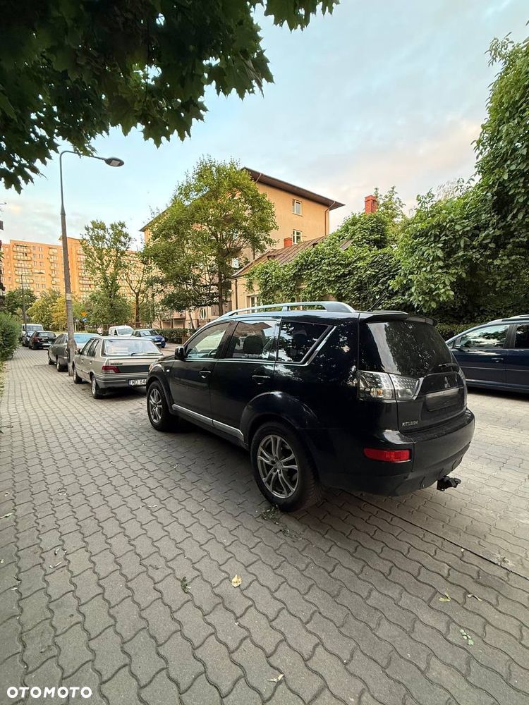 Mitsubishi Outlander 2.0 DID Intense - 9