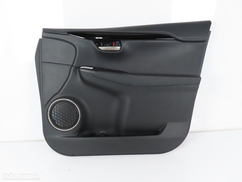 Forra da Porta Direito/Frente Seminovo/ Original LEXUS NX (_Z1_) - 1