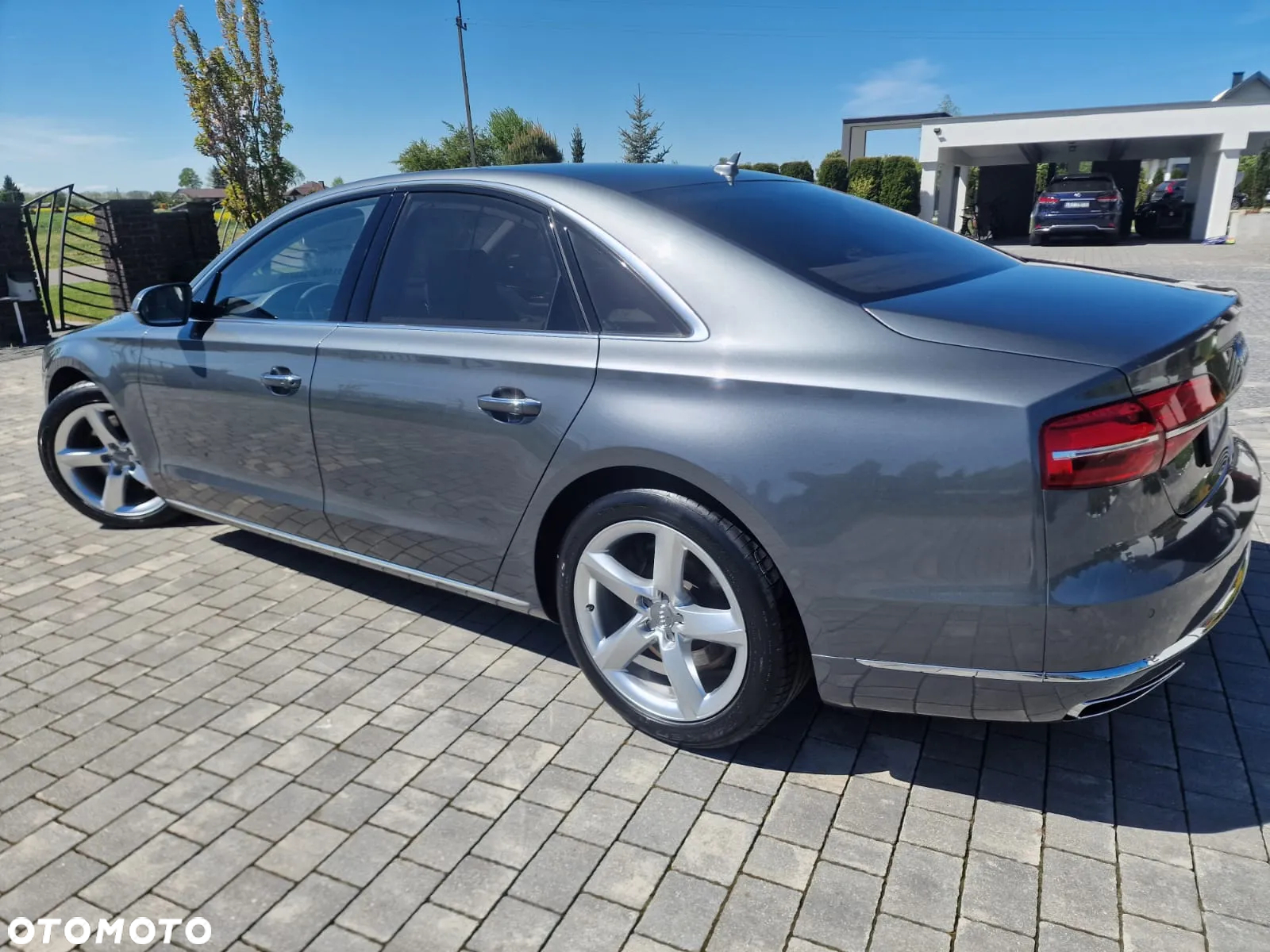 Audi A8 4.2 TDI clean diesel Quattro - 2