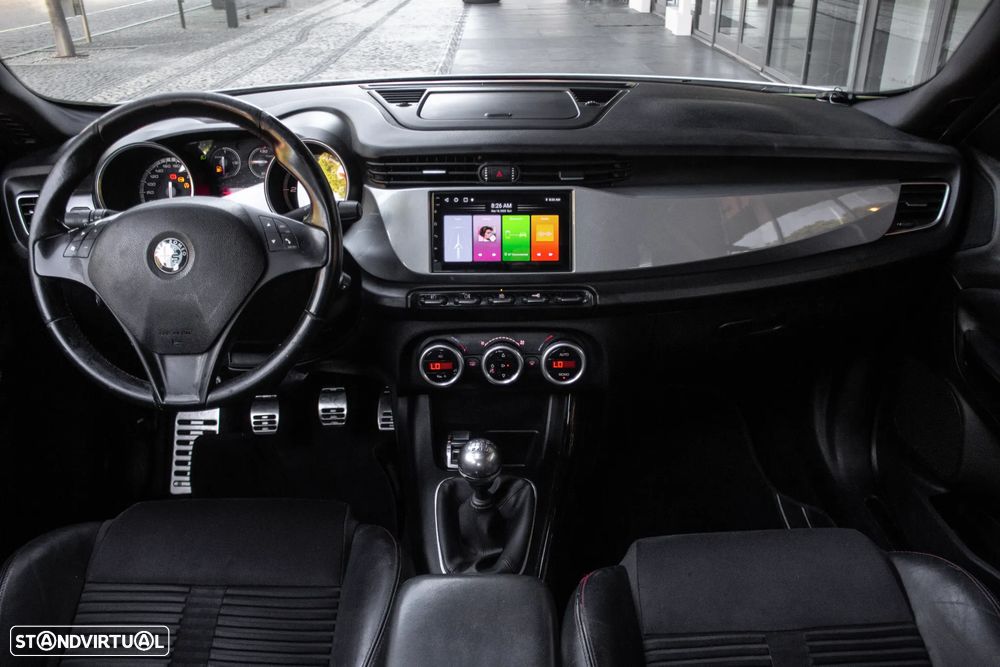 Alfa Romeo Giulietta 1.6 JTDM Distinctive - 27