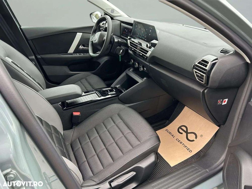 Citroën C4 1.2 136 eDCT6 MHEV PLUS - 12
