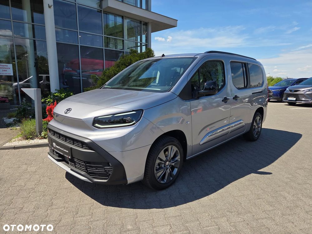 Toyota Proace City Verso Long 1.5 D-4D Family