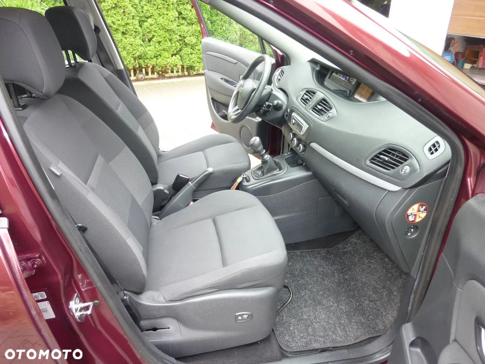 Renault Scenic 1.6 16V 110 Dynamique - 27