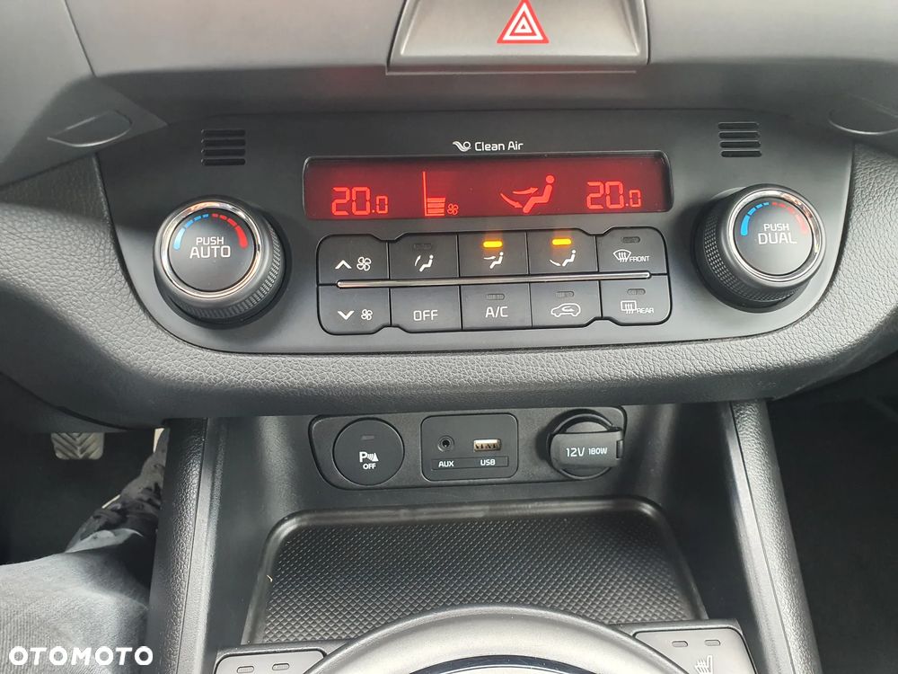 Kia Sportage 1.6 GDI Business Line M 2WD - 19