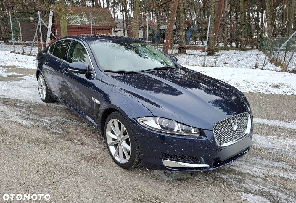 Jaguar XF 3.0 V6 D Luxury - 1