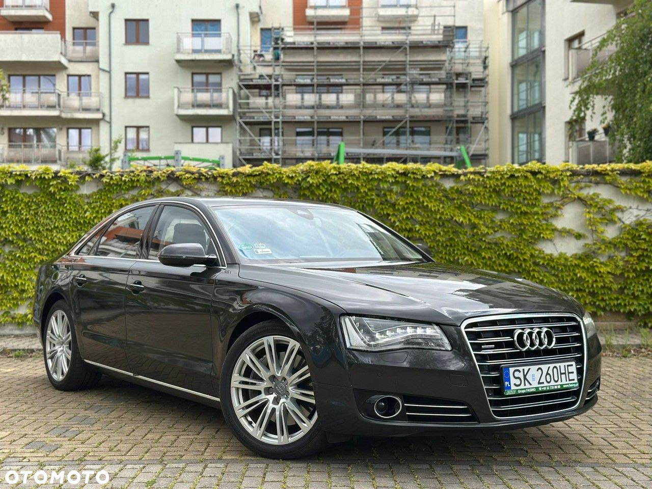 Audi A8 - 4