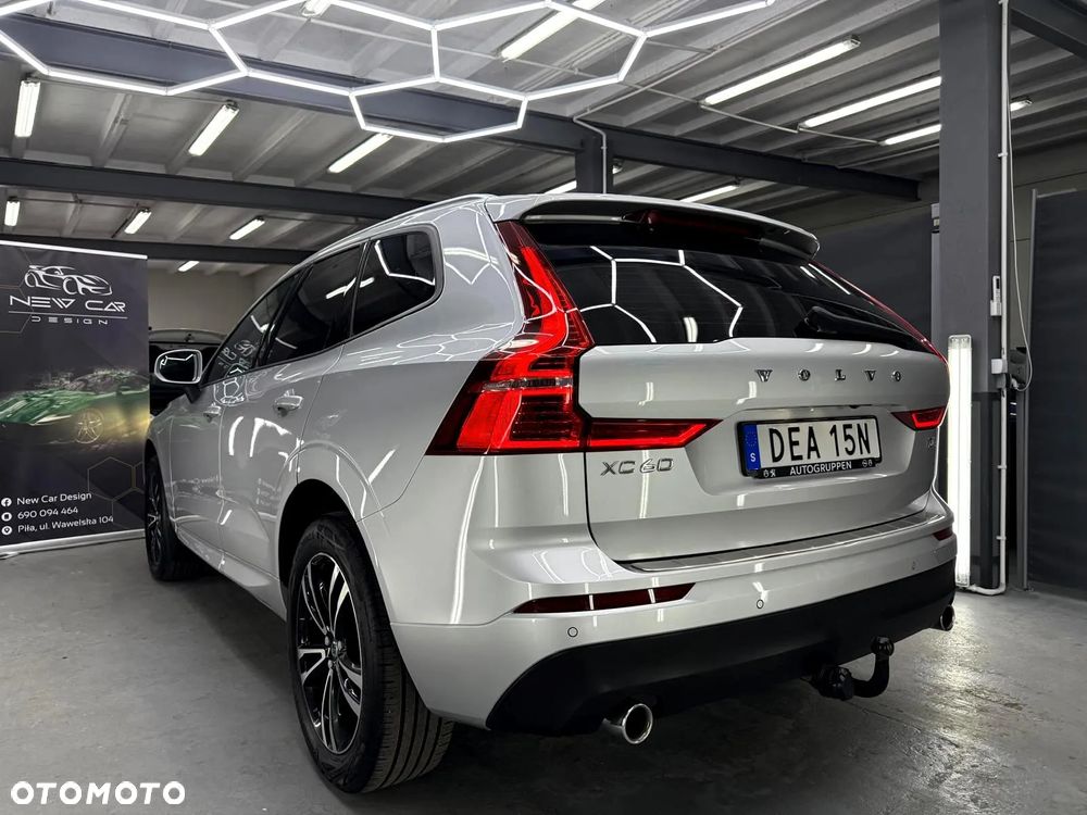 Volvo XC 60 D4 Momentum - 4