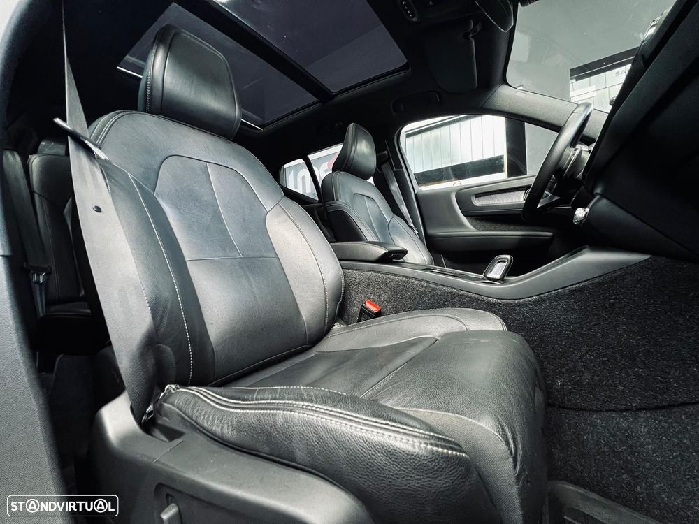 Volvo XC 40 2.0 D3 R-Design Geartronic - 45