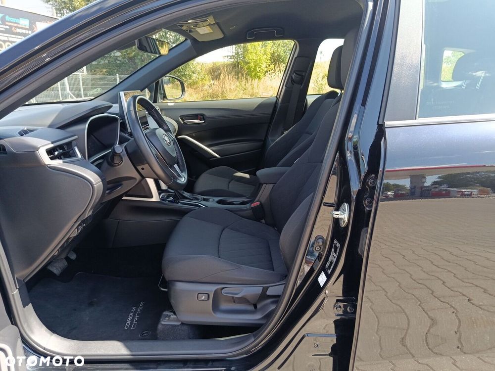 Toyota Corolla Cross - 15