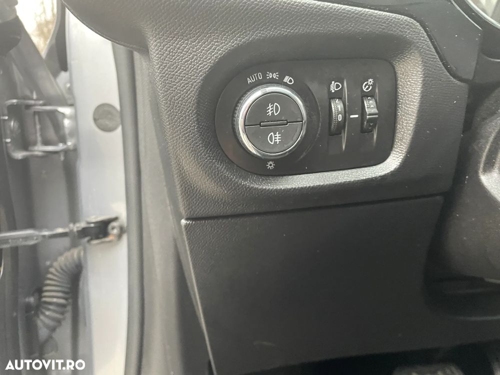 Opel Corsa E Edition - 15