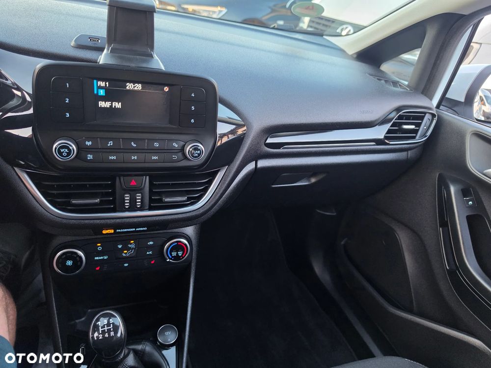 Ford Fiesta 1.1 COOL&CONNECT - 15