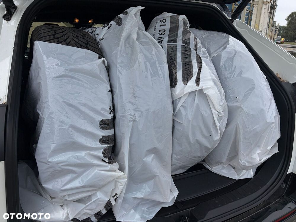 Toyota RAV4 2.5 Hybrid Selection 4x4 - 23