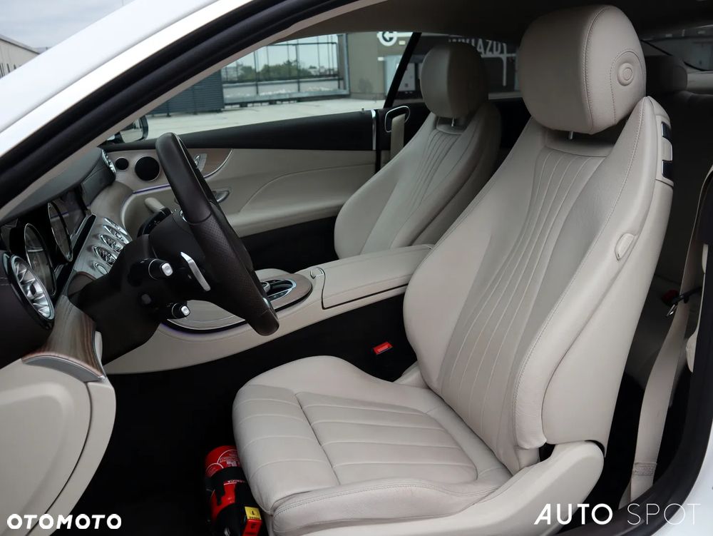 Mercedes-Benz Klasa E 220 d Coupe 9G-TRONIC - 18