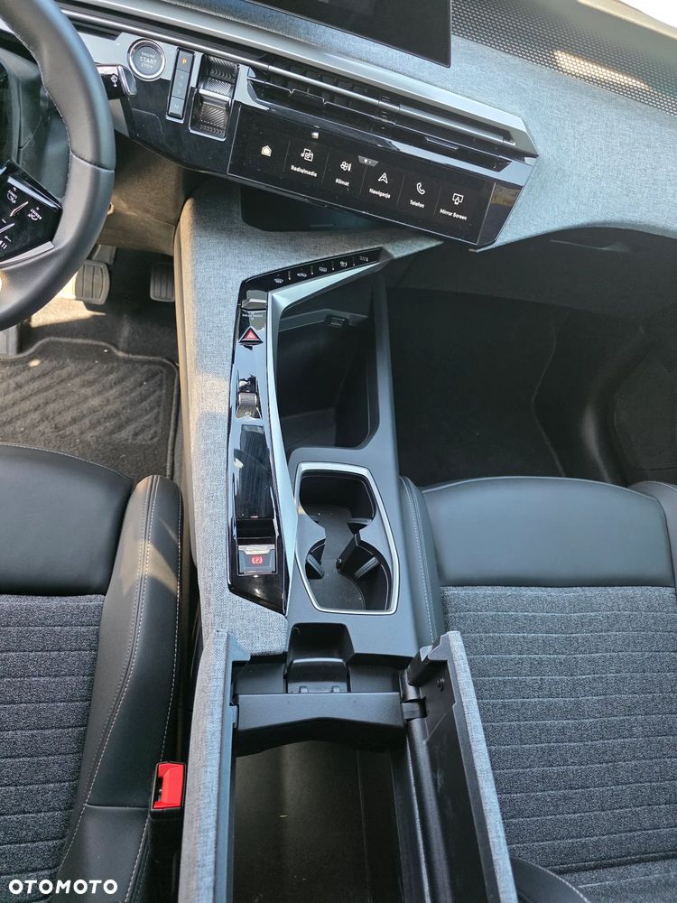 Peugeot 3008 Hybrid 145 e-DSC6 Allure - 27