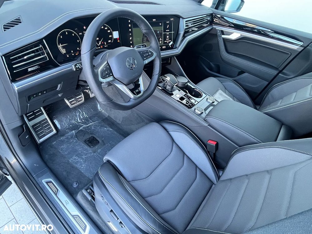 Volkswagen Touareg V6 TDI 4MOTION R-Line - 16