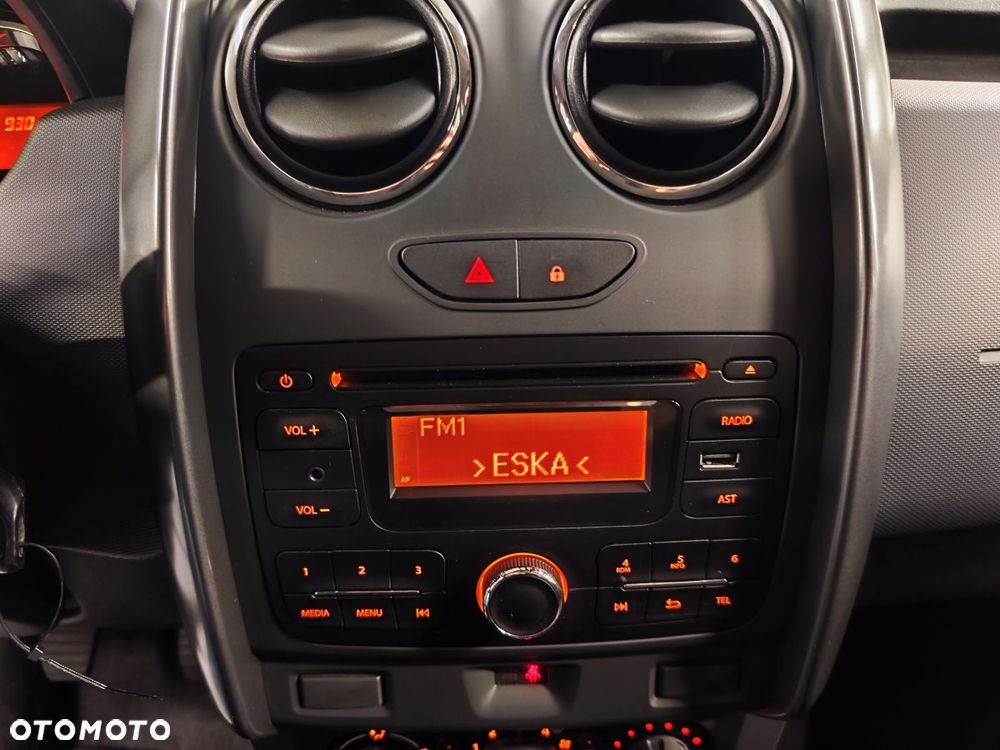 Dacia Duster SCe 115 4x2 Laureate - 11