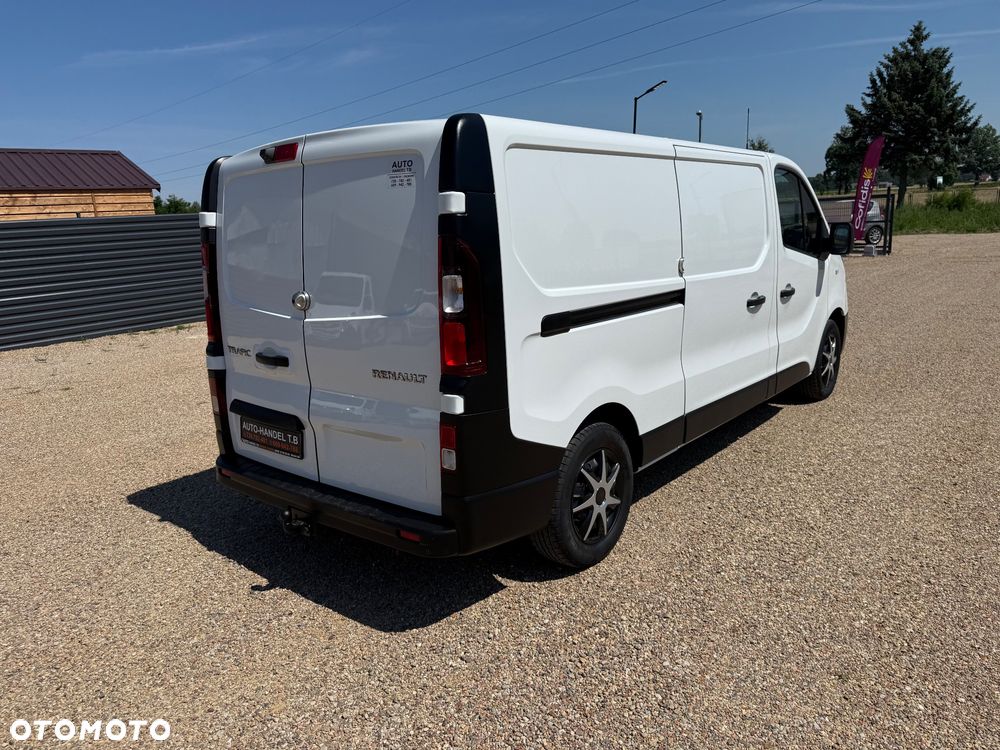 Renault Trafic - 12