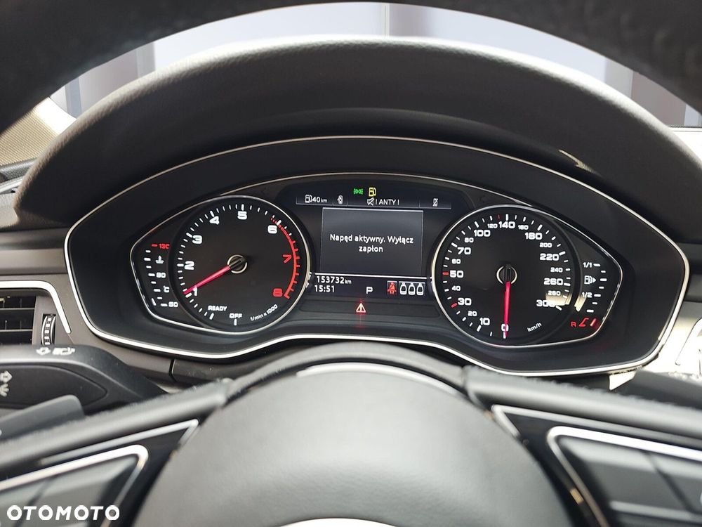 Audi A4 Limousine - 16