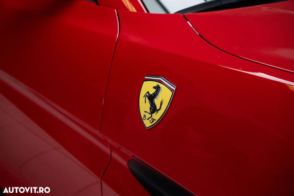 Ferrari Portofino - 6
