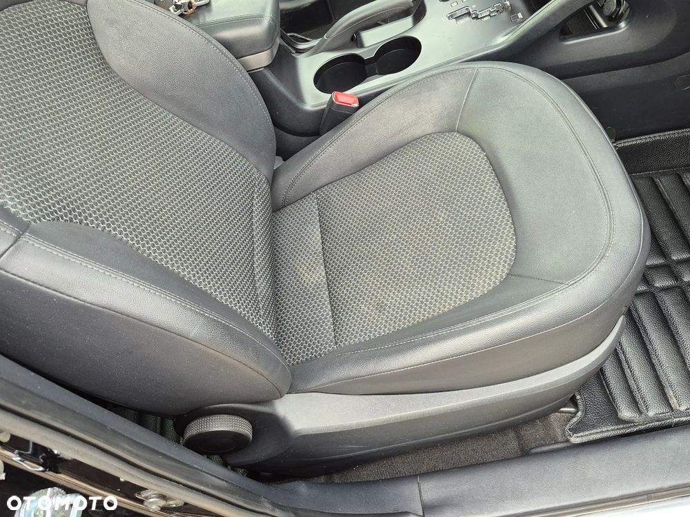 Hyundai ix35 2.0 2WD Automatik Style - 10