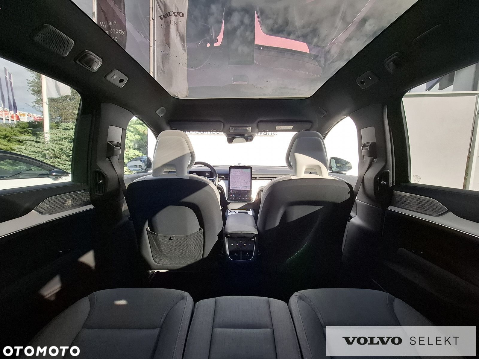 Volvo EX90 - 15