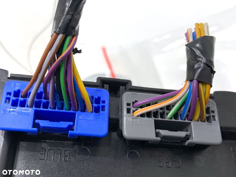 MODUŁ KOMFORTU  FORD TRANSIT COURIER B460 Nadwozie pełne/minivan 2014 - 2022 1.0 EcoBoost 74 kW - 3