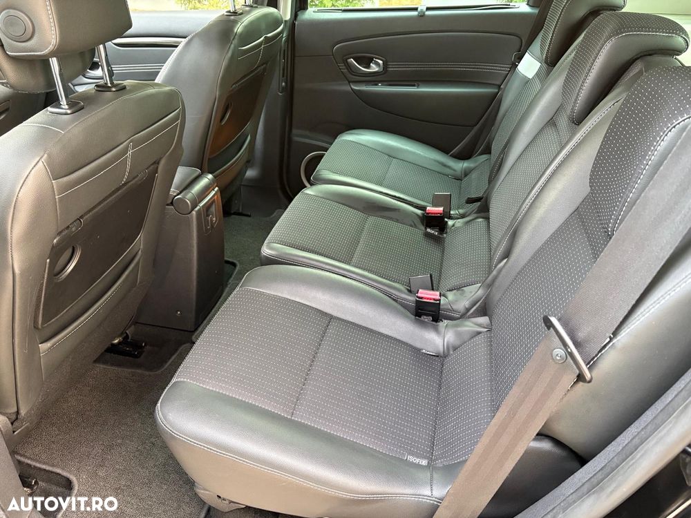 Renault Scenic - 11