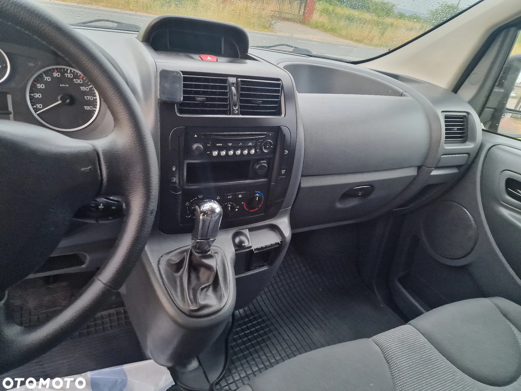 Peugeot Expert - 10