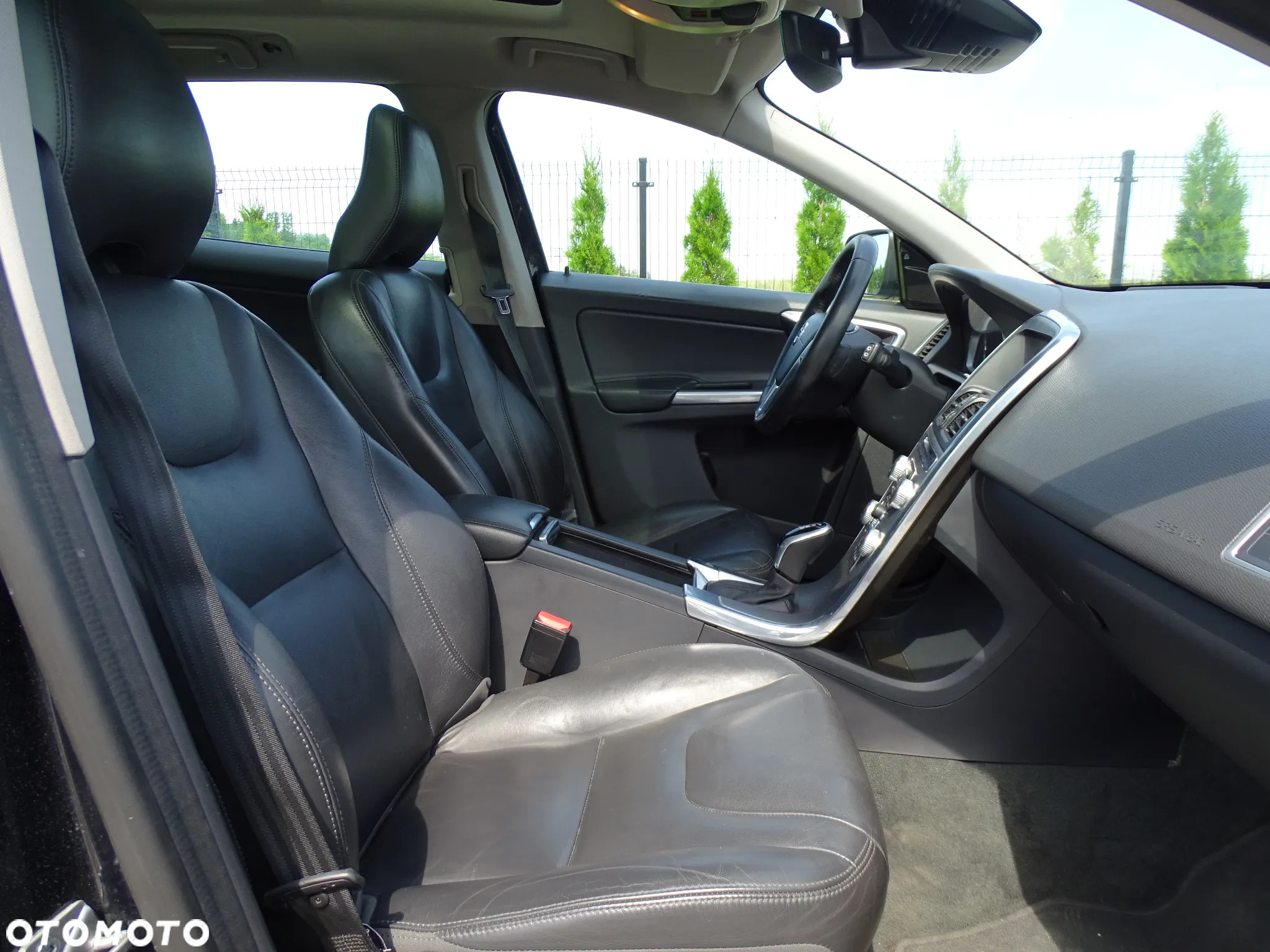 Volvo XC 60 D4 AWD Ocean Race - 8