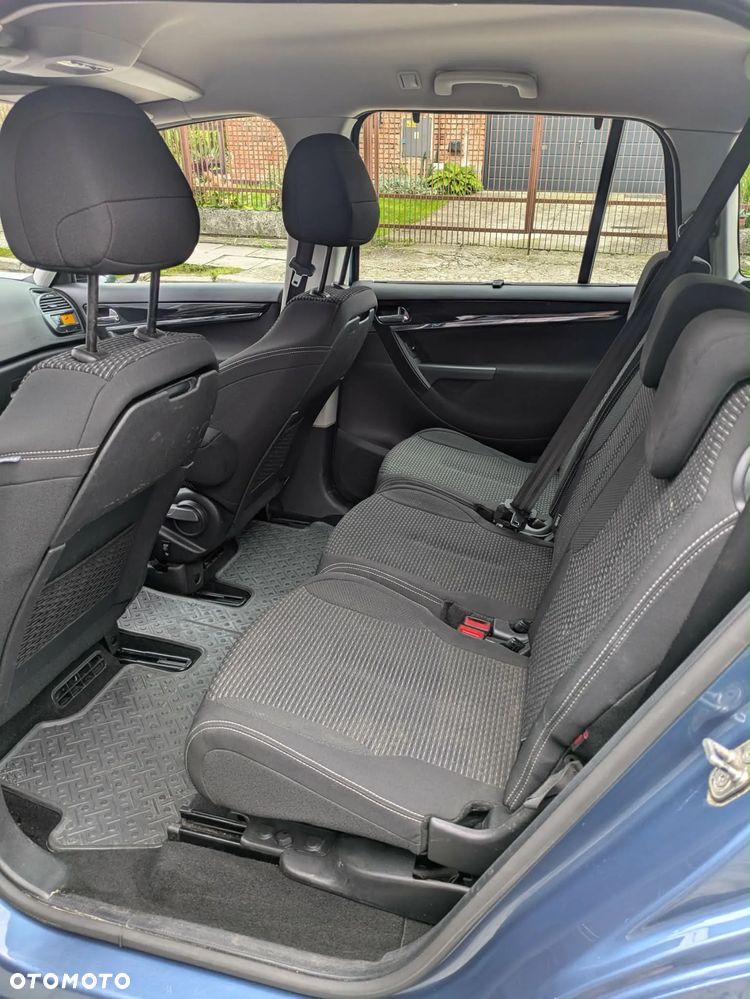 Citroën C4 Picasso - 9
