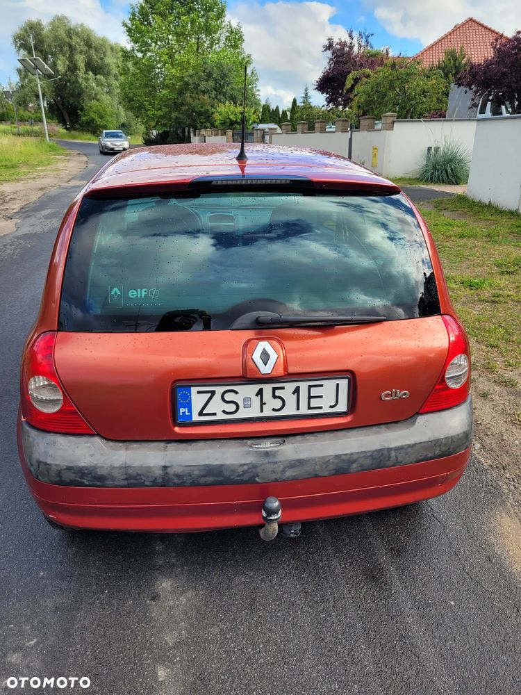 Renault Clio 1.2 16V Authentique - 22