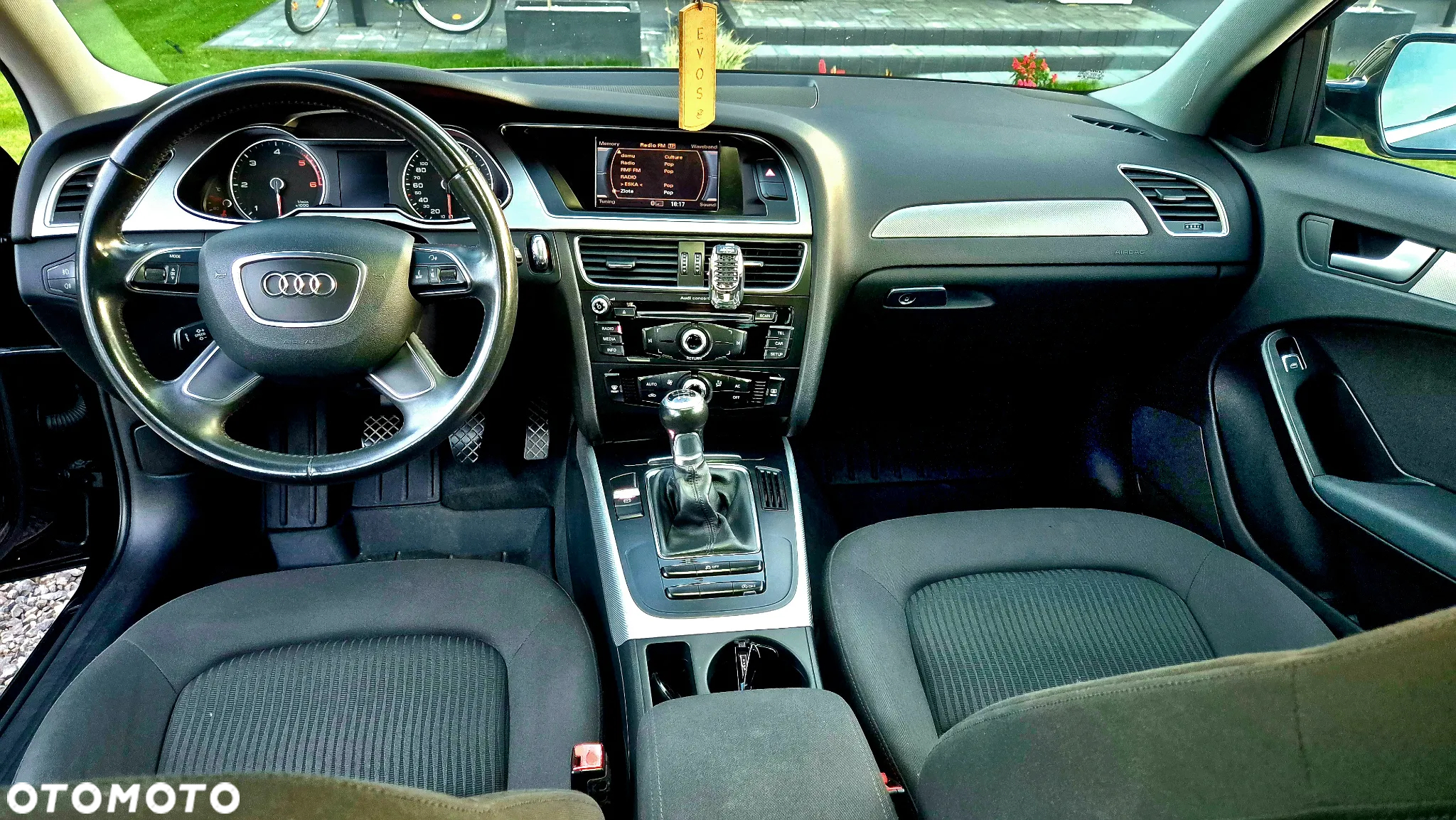 Audi A4 Avant 2.0 TDI DPF Ambiente - 10