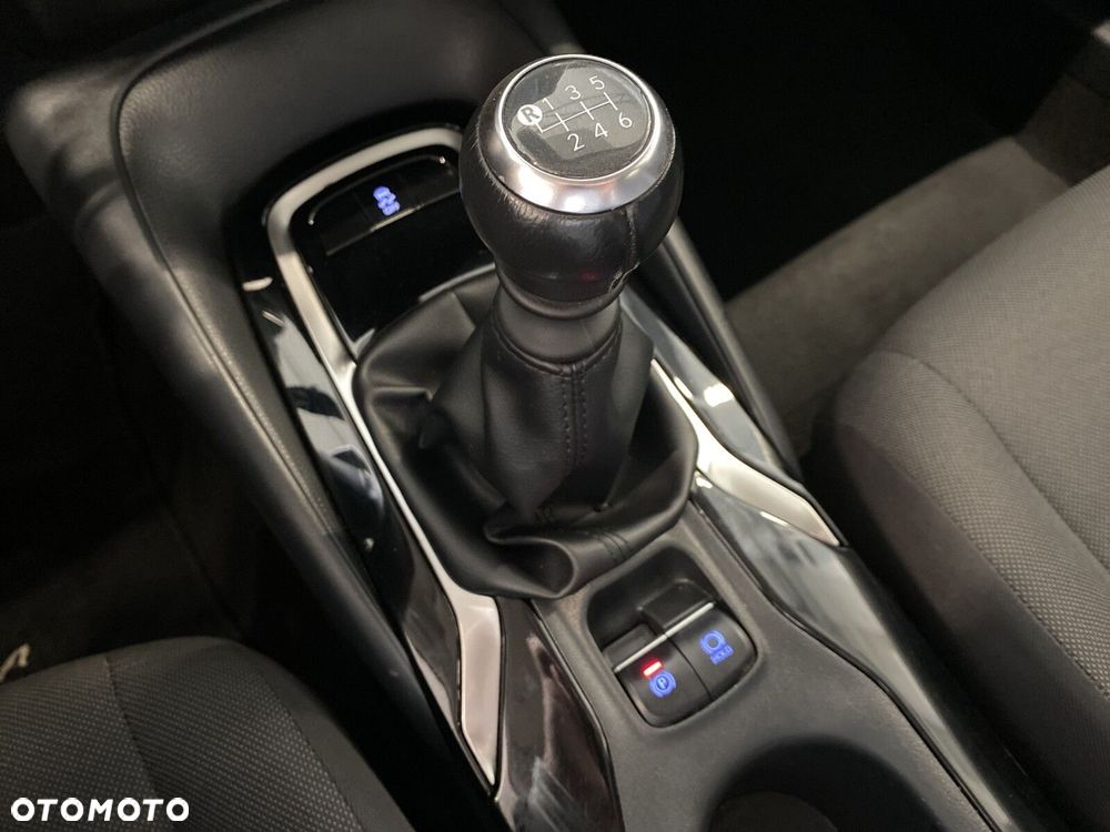 Toyota Corolla 1.5 Comfort - 12