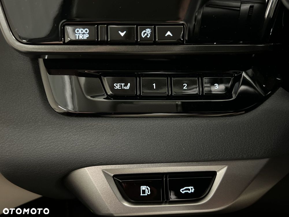 Lexus RX 350h F Sport Design - 35