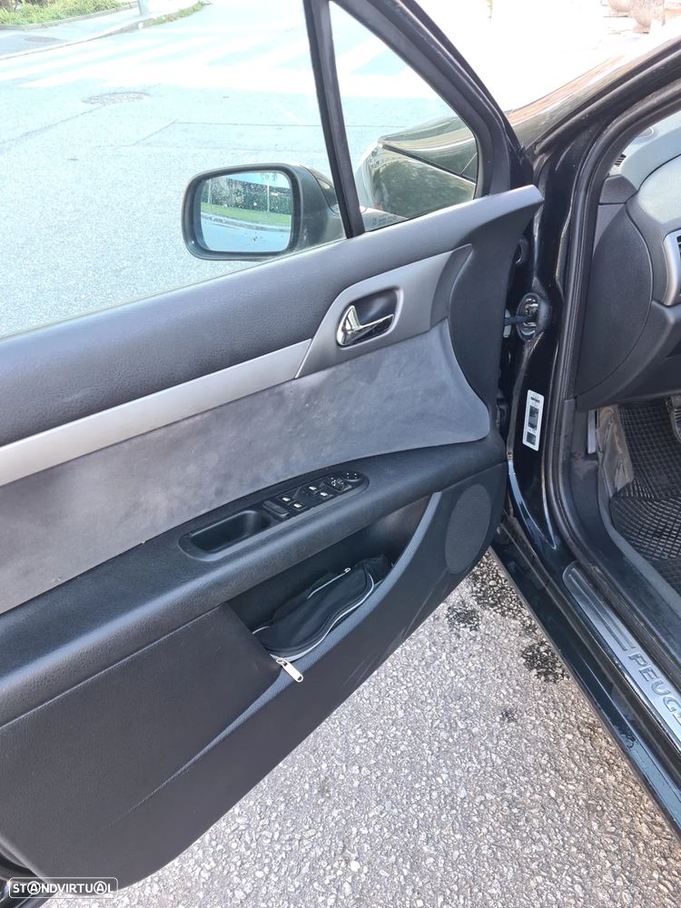 Peugeot 407 SW 1.6 HDi Navteq - 10