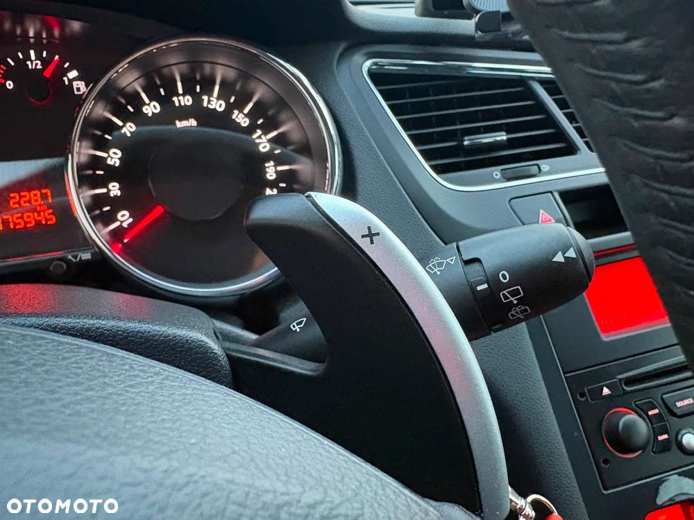 Peugeot 5008 e-HDI FAP 110 EGS6 Stop&Start Active - 8