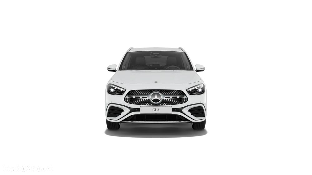 Mercedes-Benz GLA - 2