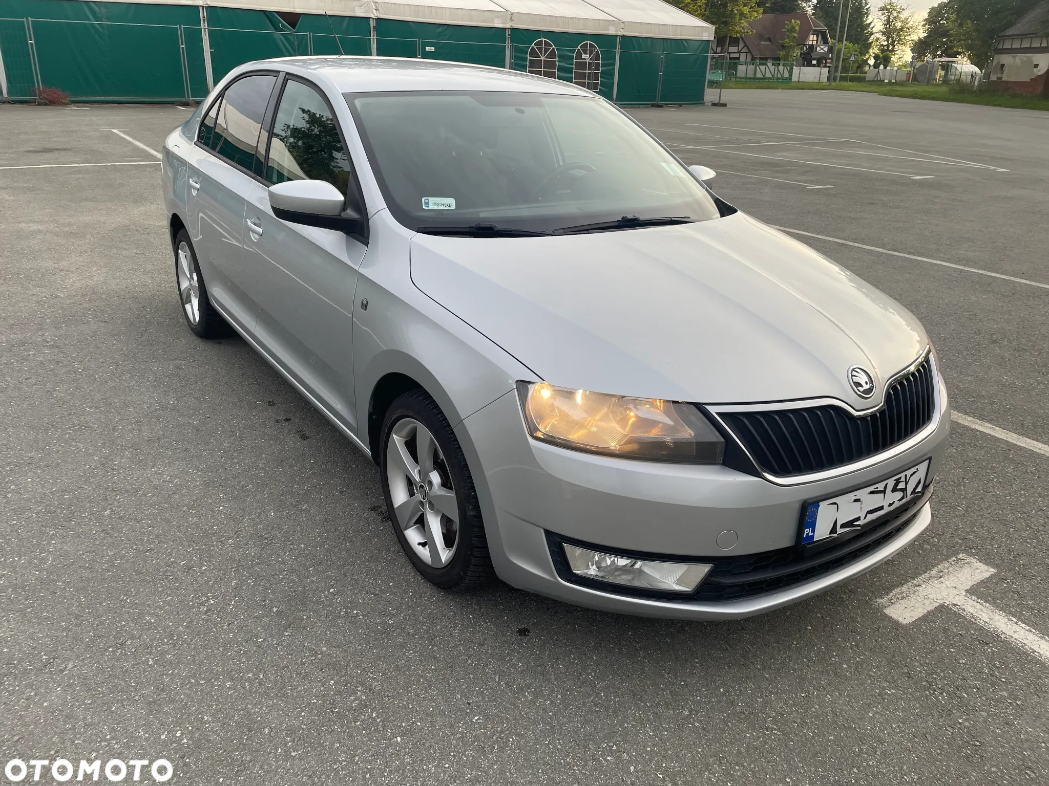 Skoda RAPID 1.4 TSI Elegance DSG - 2