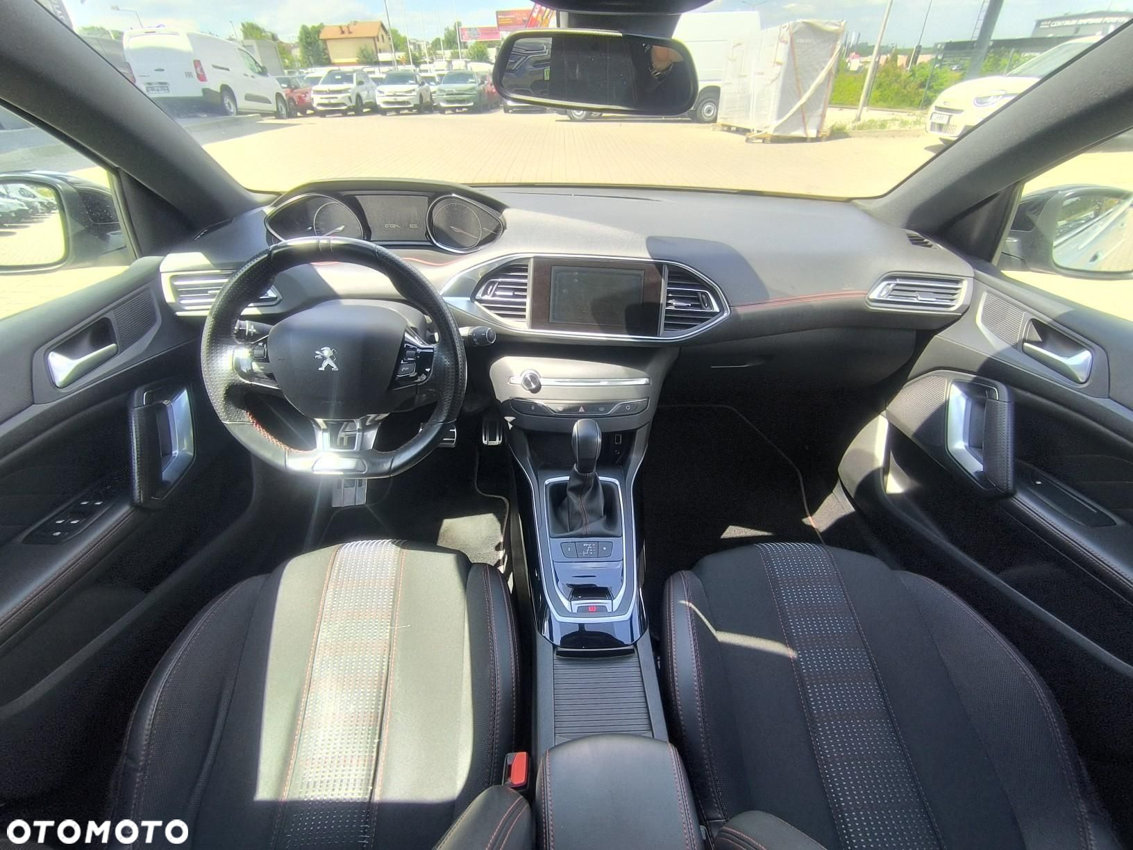 Peugeot 308 - 17