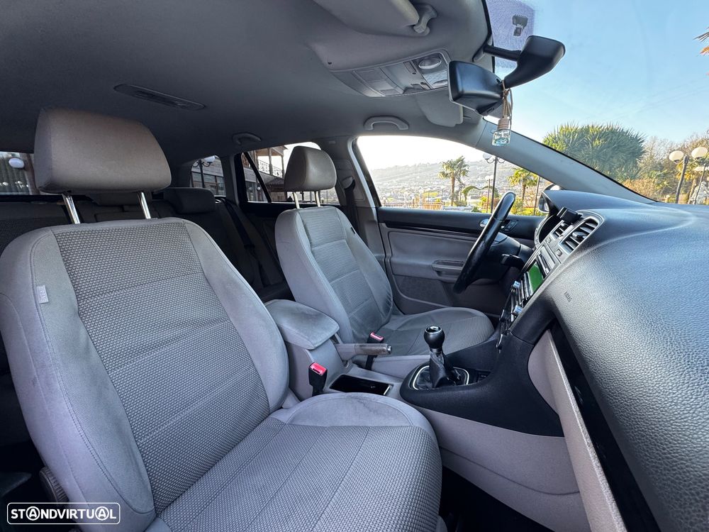 VW Golf Variant 1.6 TDi Highline - 8