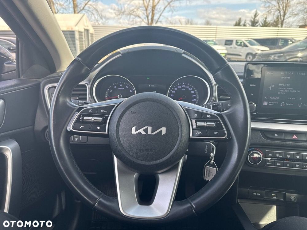 Kia Ceed 1.5 T-GDI M - 14