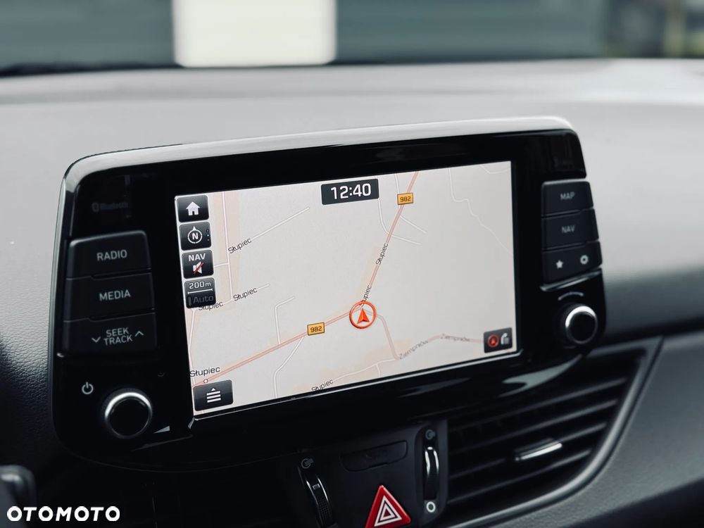 Hyundai i30 1.6 CRDi BlueDrive Premium DCT - 30