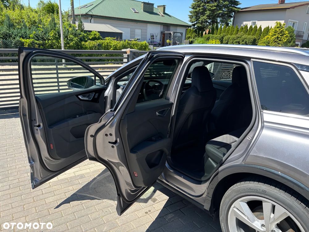 Audi Q4 e-tron 50 77kWh Quattro S Line - 8