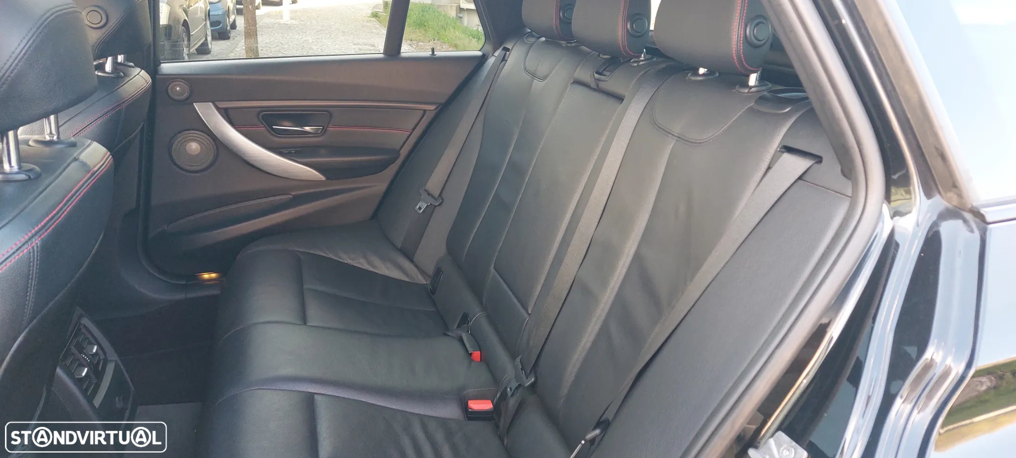 BMW 320 d Touring Auto Line Sport - 35