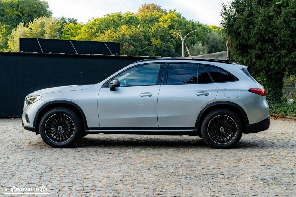 Mercedes-Benz GLC 300 e 4Matic 9G-TRONIC AMG Line Advanced - 4