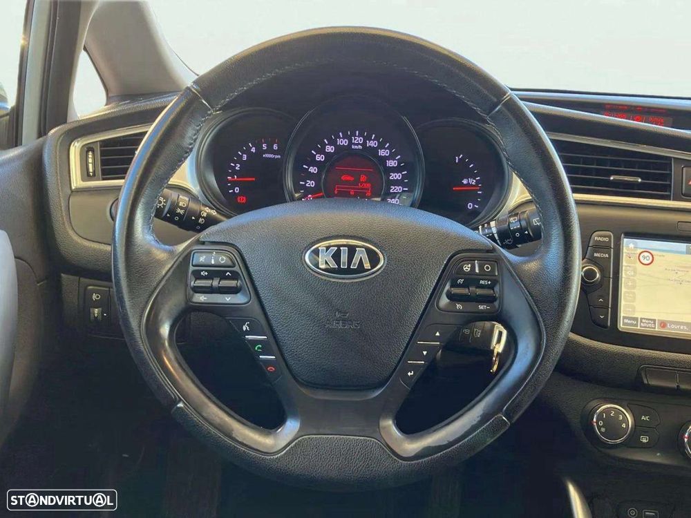Kia Ceed SW 1.4 CRDi Nav Line - 11