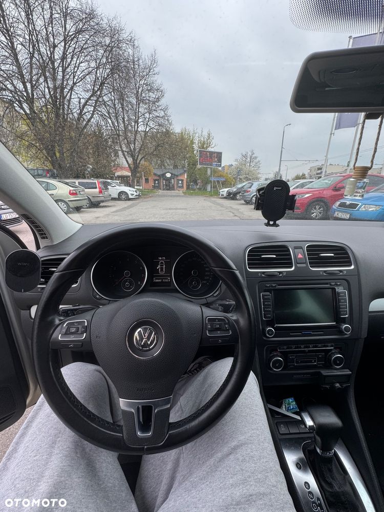 Volkswagen Golf 1.4 TSI Comfortline DSG - 12